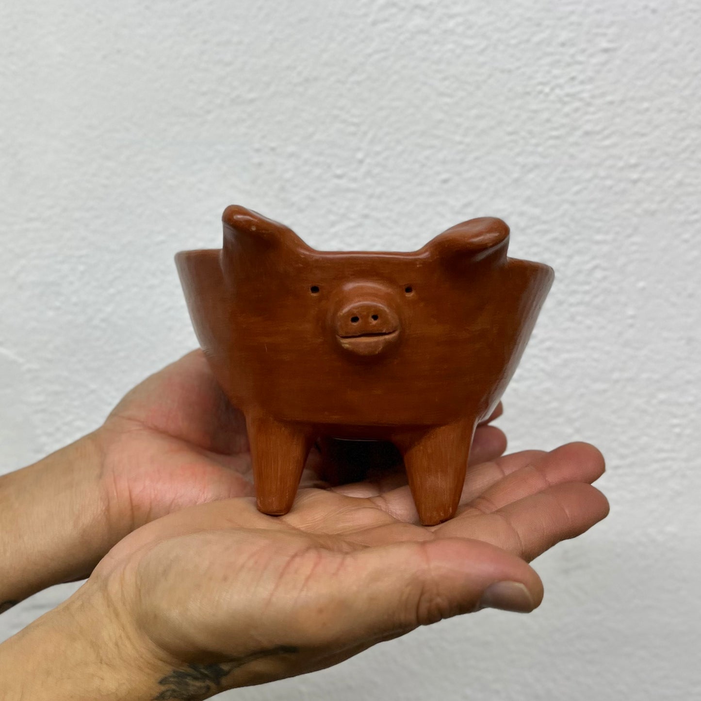 Pig Tapered Salsa Bowl in Barro Rojo (Preorder)