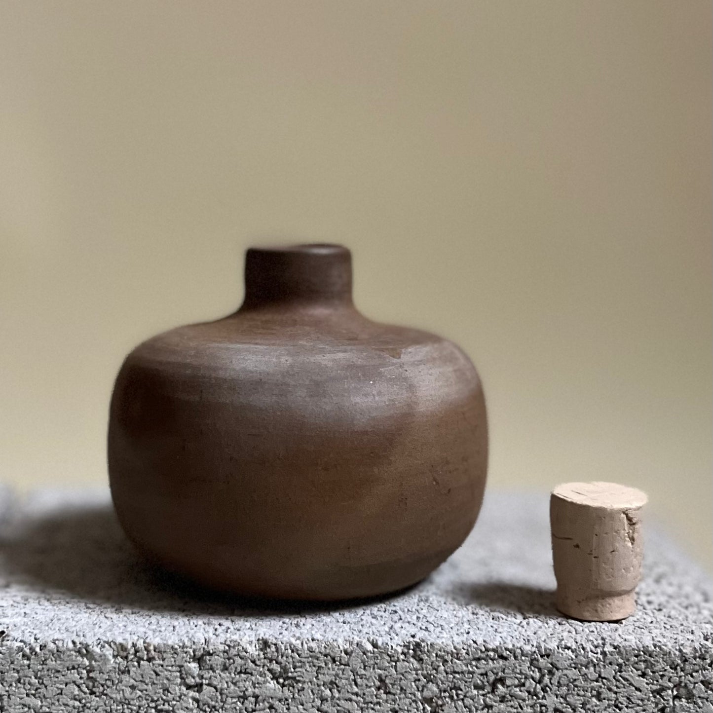 DERRUMBE Ceramic Botella