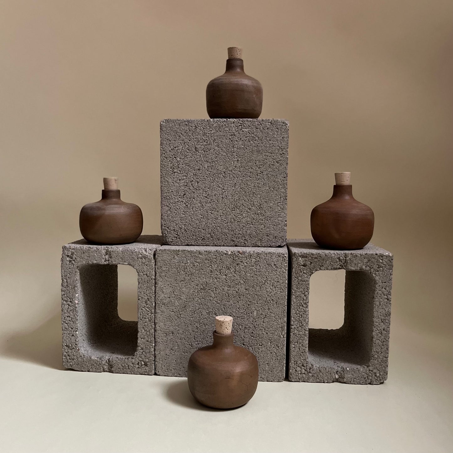 DERRUMBE Ceramic Botella