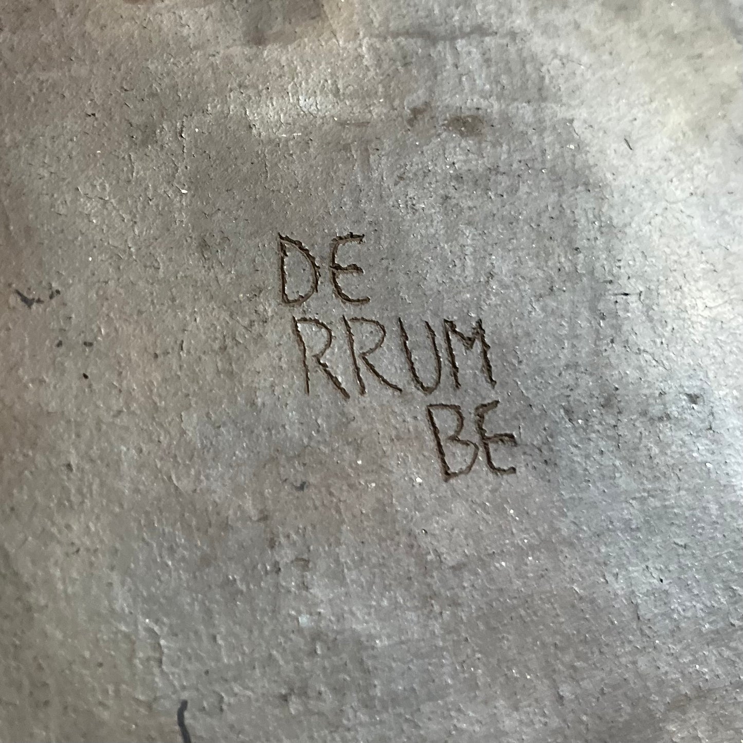 DERRUMBE Smoked Moon Ceramic Plate
