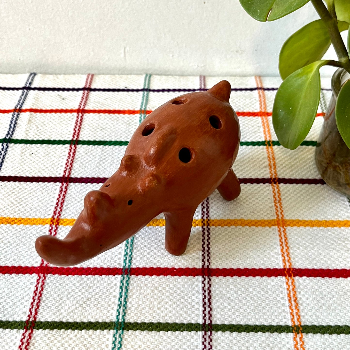 Barro Rojo Rhino Pencil Holder