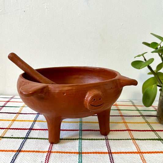 Pig Bowl Large in Barro Rojo by Mujeres Del Barro Rojo