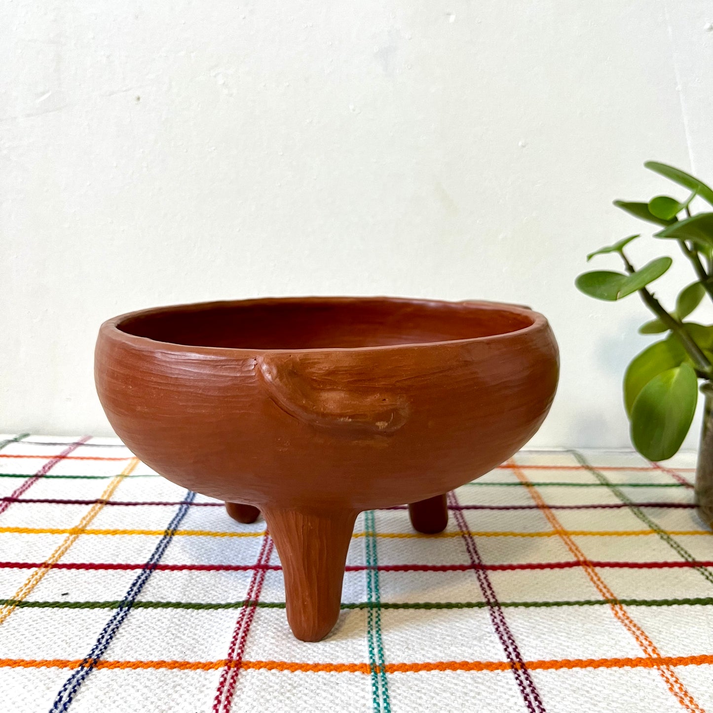 Pig Bowl Large in Barro Rojo by Mujeres Del Barro Rojo