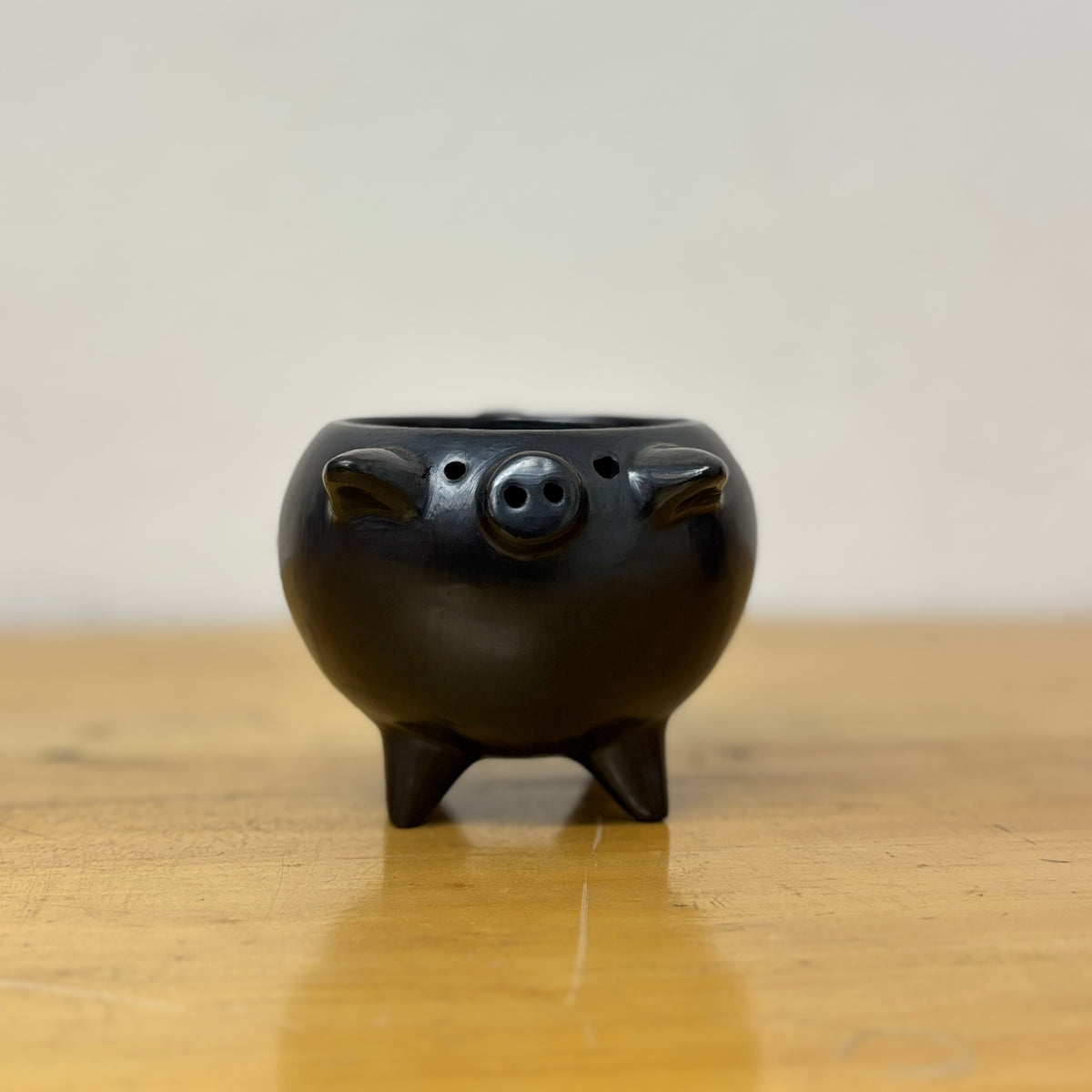 Barro Negro Rounded Pig Salsero Set of 3