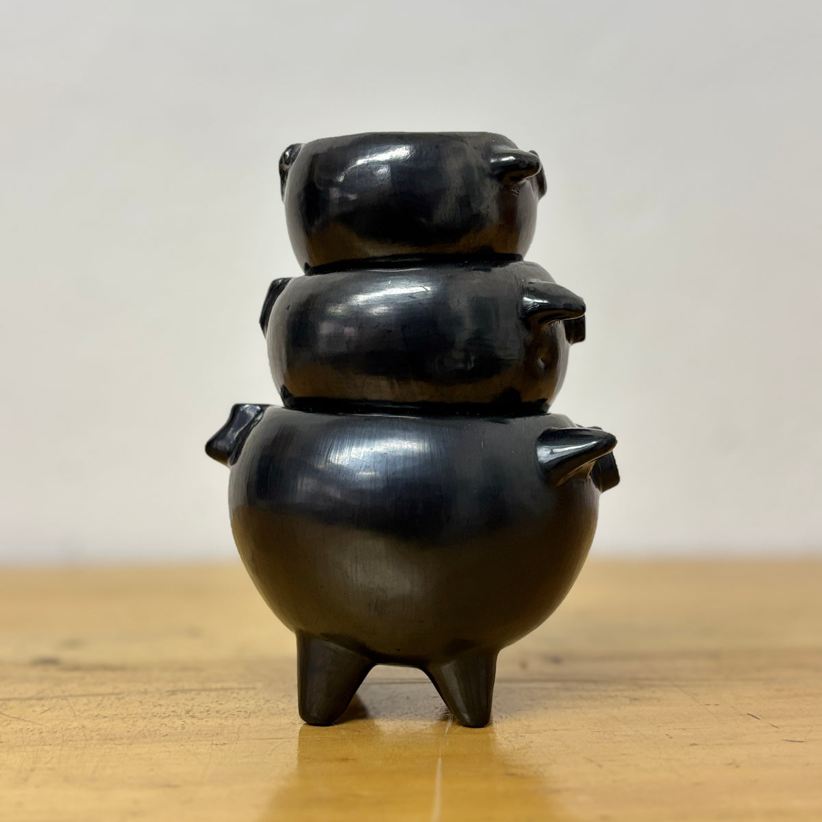 Barro Negro Rounded Pig Salsero Set of 3