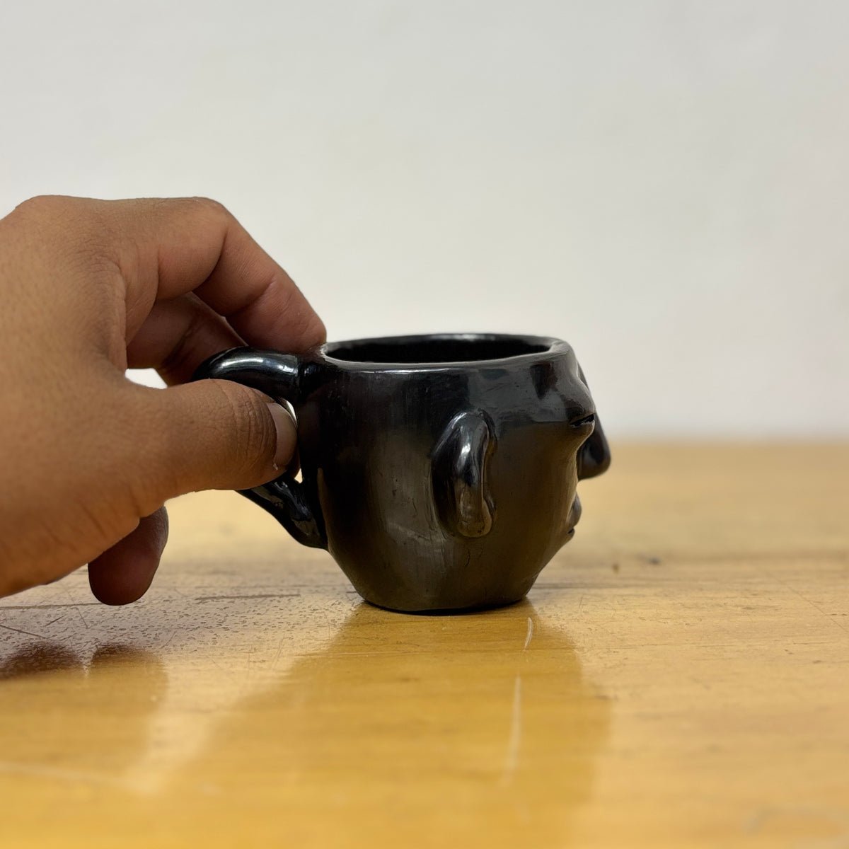 Barro Negro Face Shot Glass with Handle