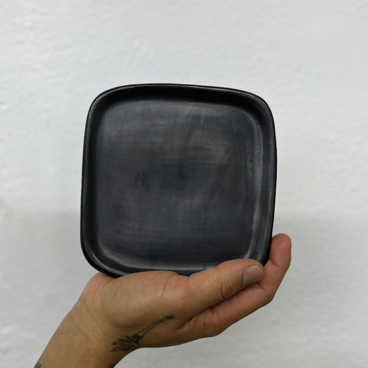 Squared Plate Small in Barro Negro