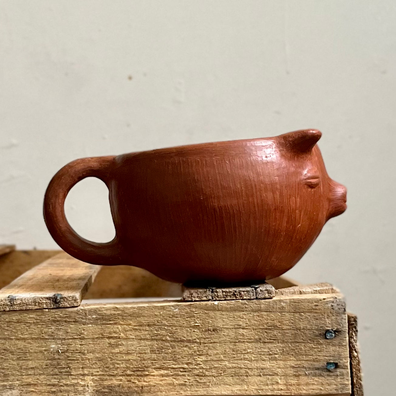 Pig Mug in Barro Rojo