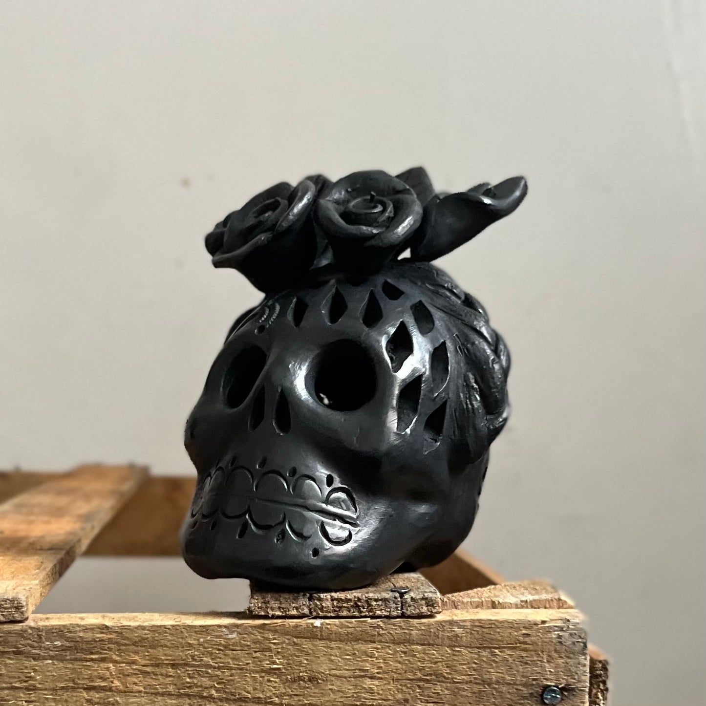 Catrina Skull Figure in Barro Negro