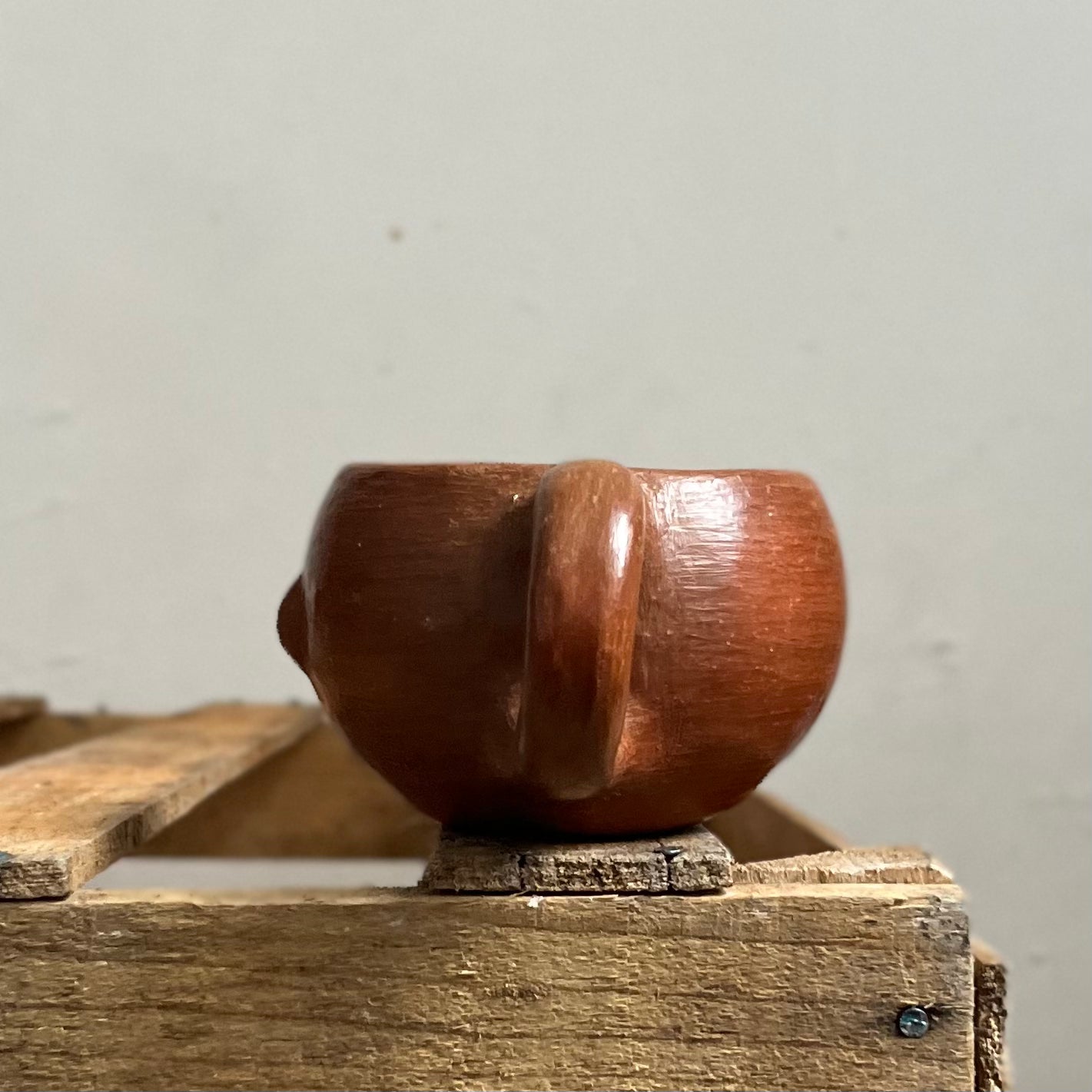 Face Mug in Barro Rojo