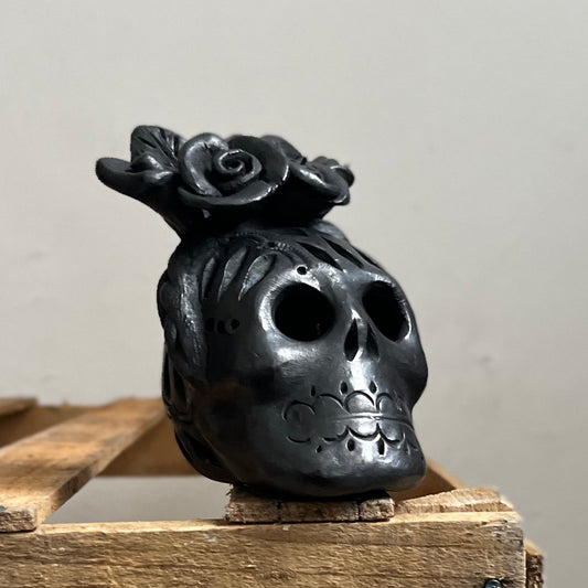 Catrina Skull Figure in Barro Negro