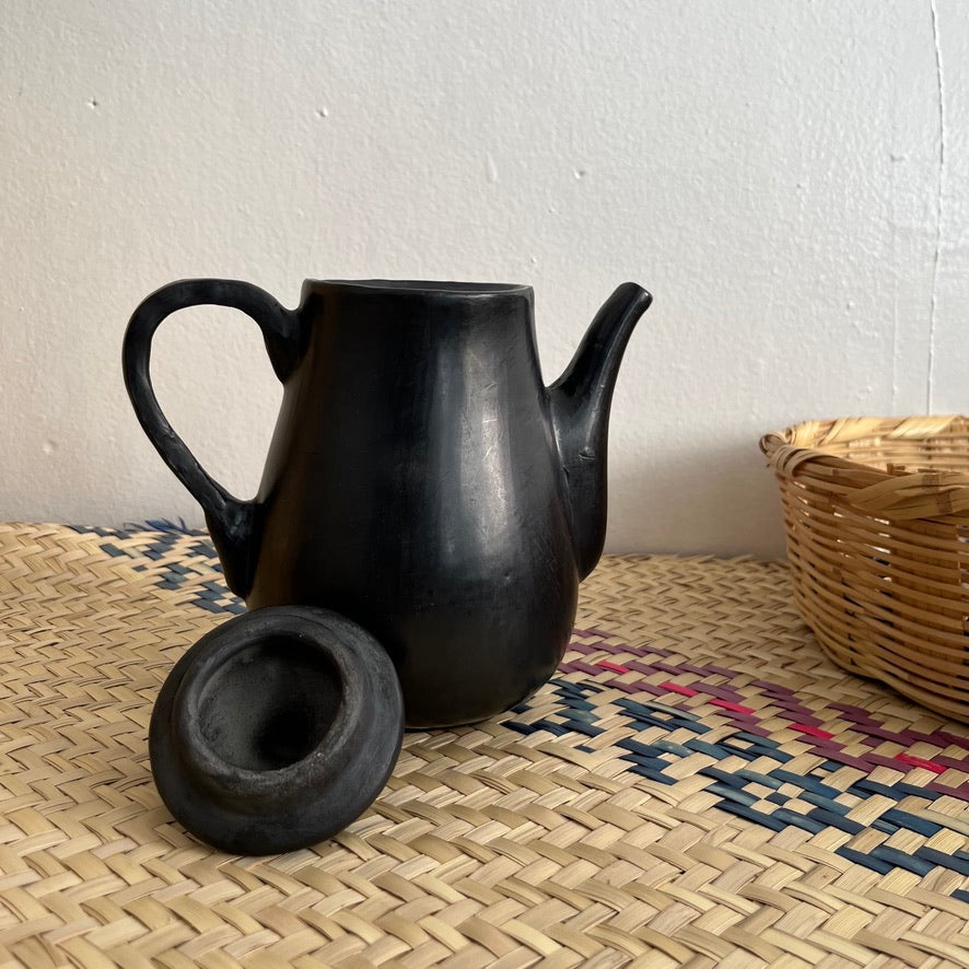 Barro Negro Tea & Coffee Set