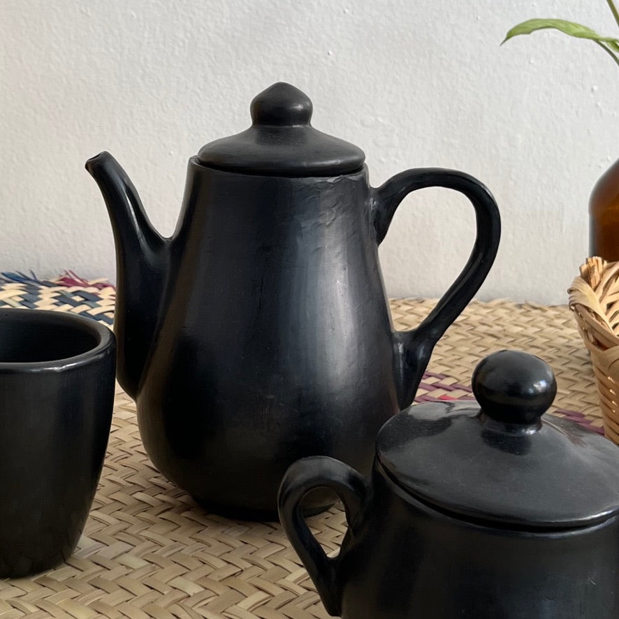 Barro Negro Tea & Coffee Set