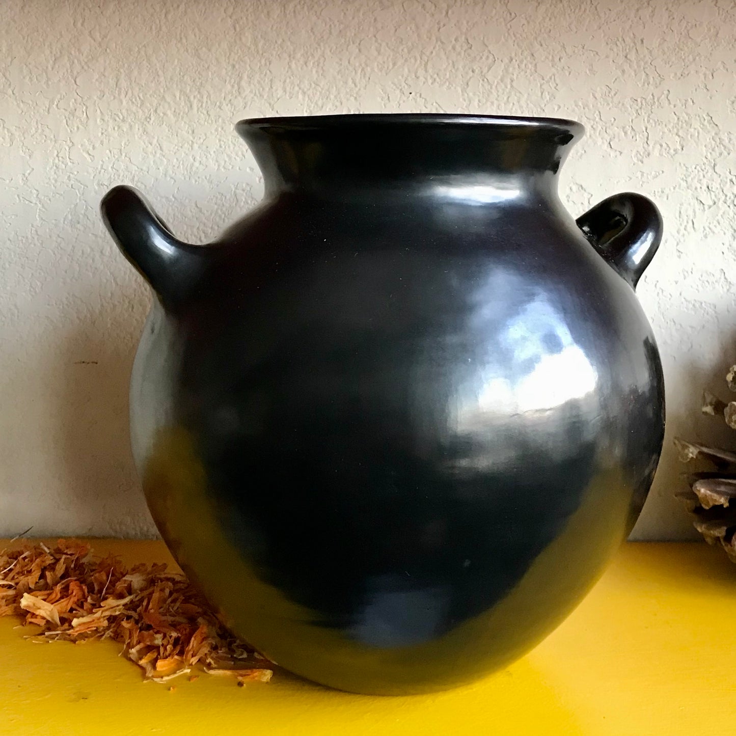 Barro Negro Small Round Jar with Handles