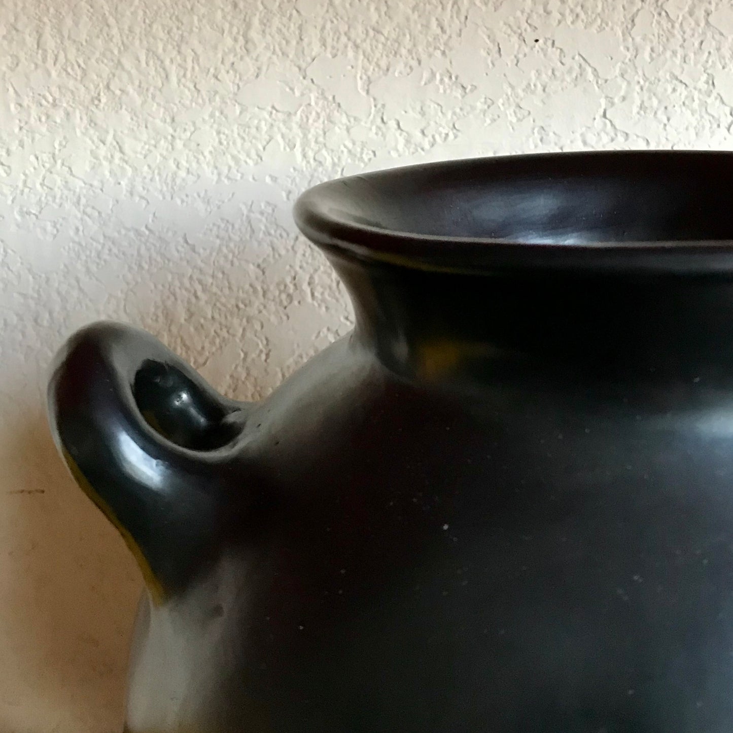 Barro Negro Small Round Jar with Handles