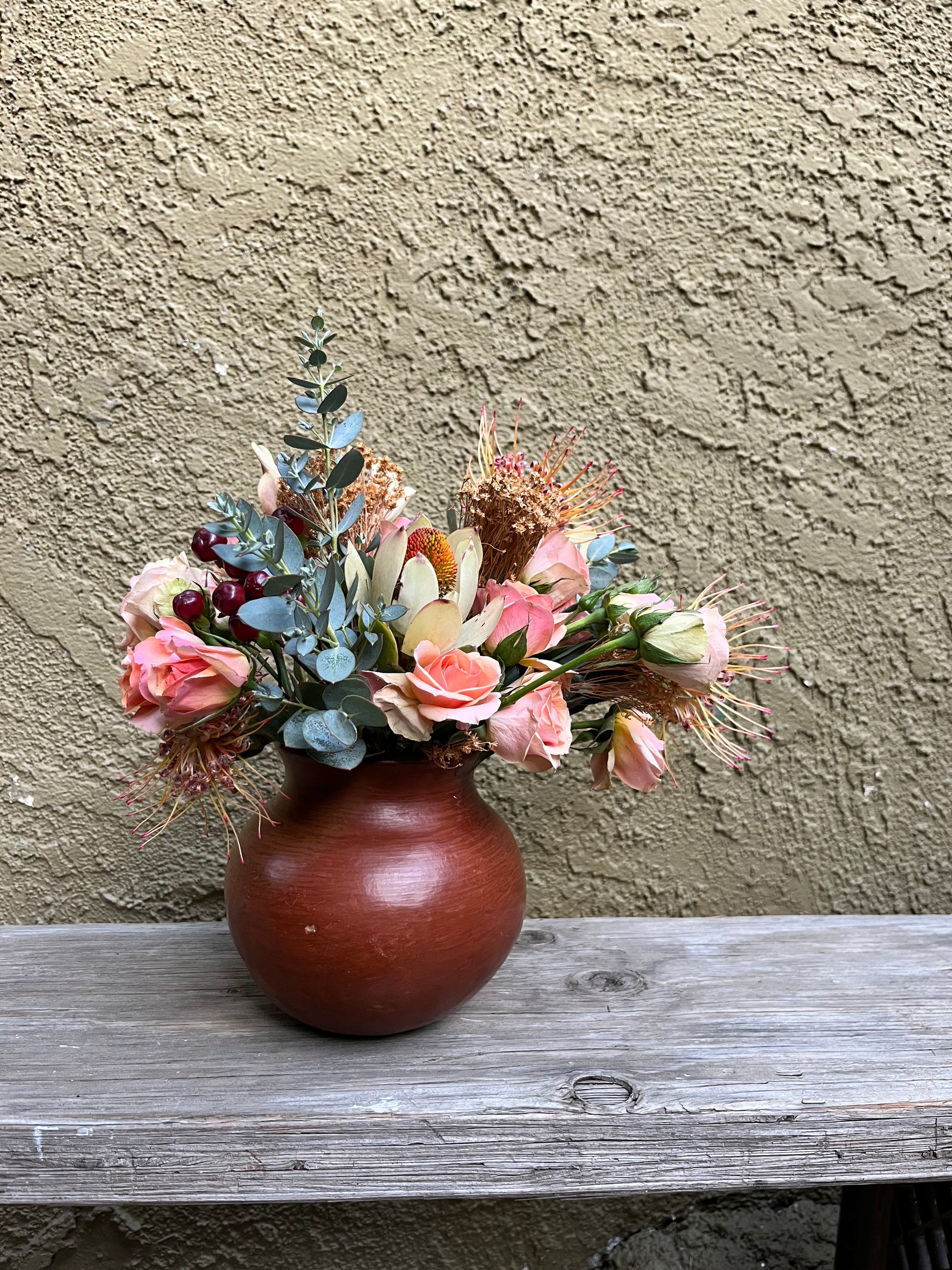 Bolas arcilla Roja Flower — jardineriadelvalles
