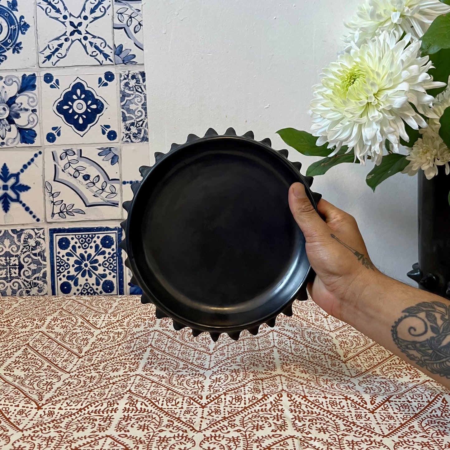 Barro Negro Sun Spike Small Round Plate