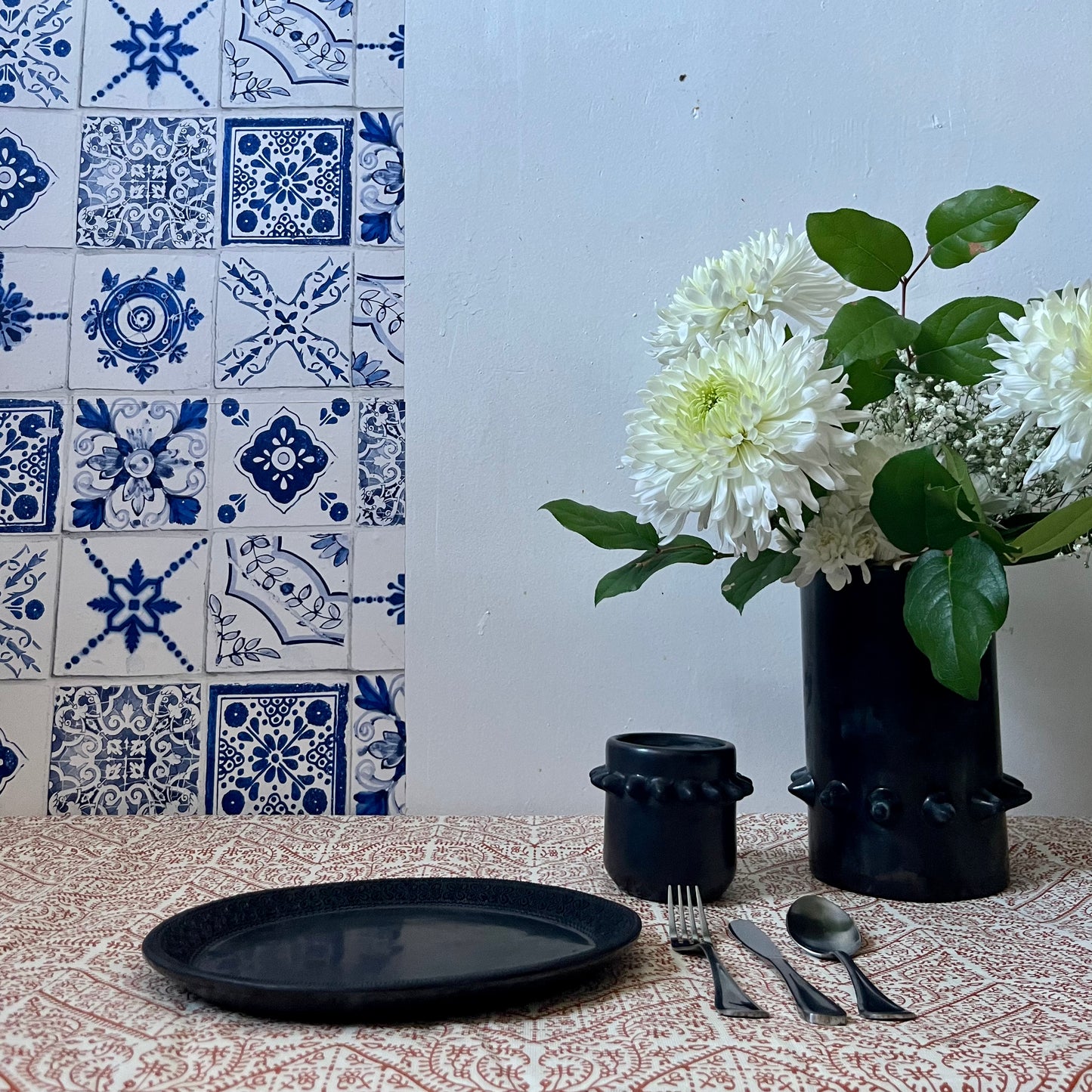 Prehispanic Sun Spike Cup in Barro Negro by La Casa Del Artesano