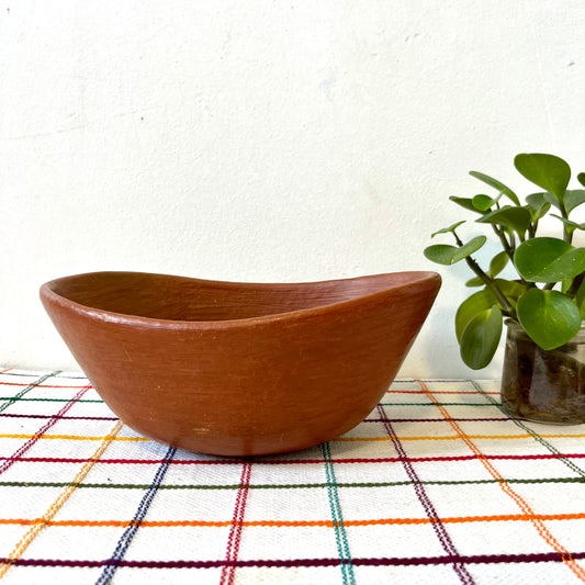 Barro Rojo Egg Bowl