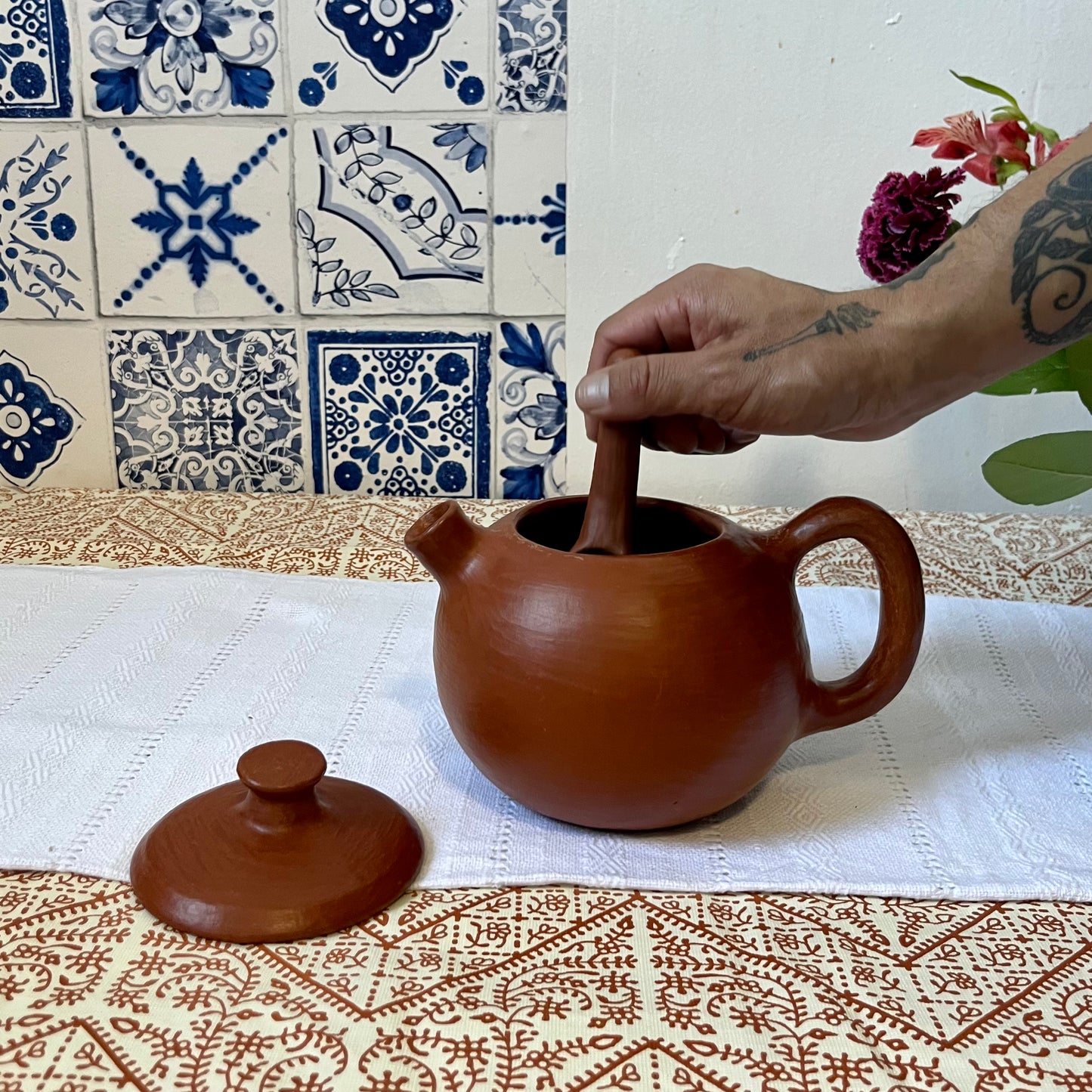 Barro Rojo Tetero Tea Pot (Preorder)