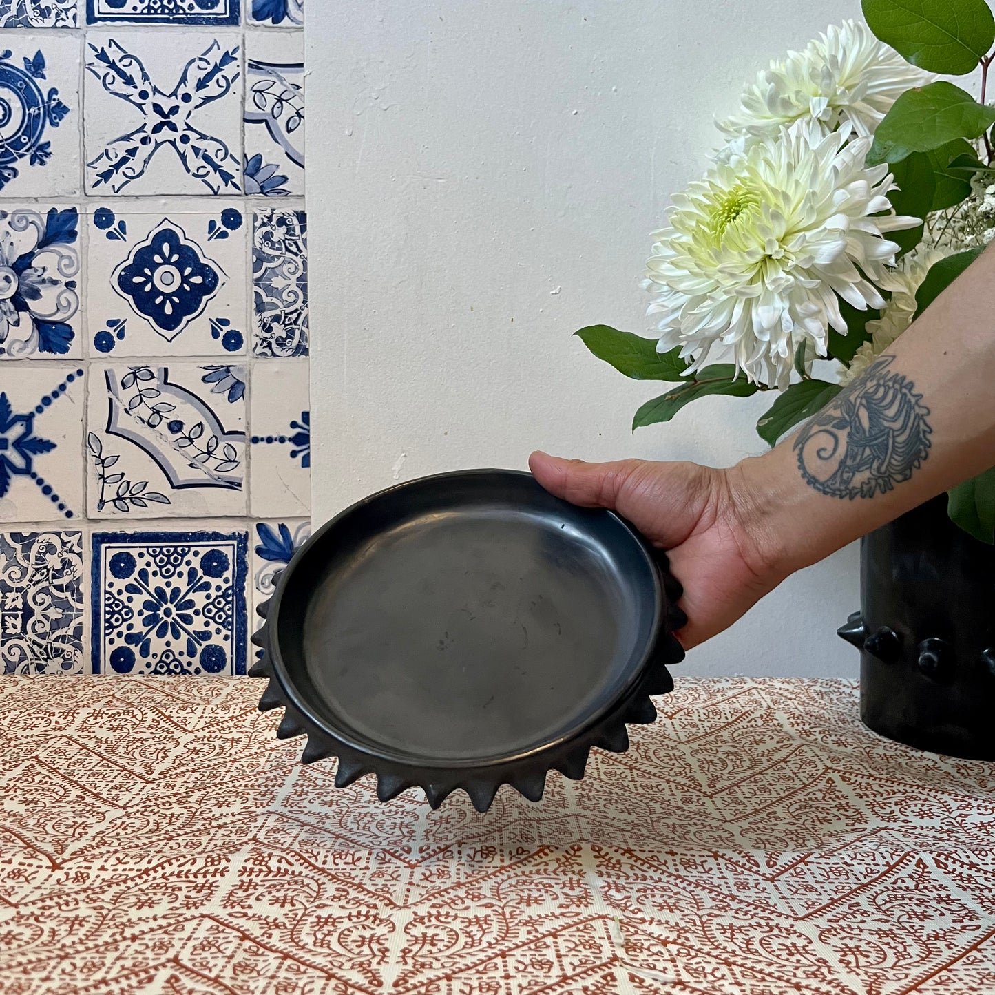 Barro Negro Sun Spike Small Round Plate
