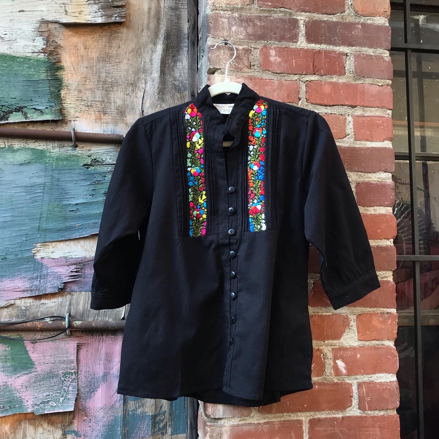 Women’s Embroidered Button-Down in Black