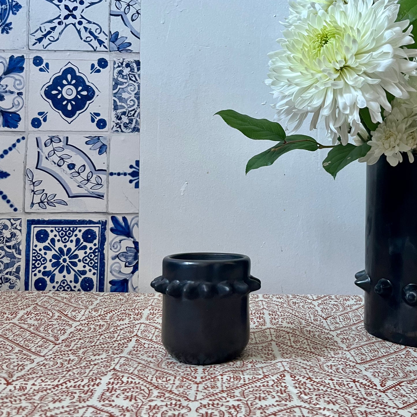 Prehispanic Sun Spike Cup in Barro Negro by La Casa Del Artesano