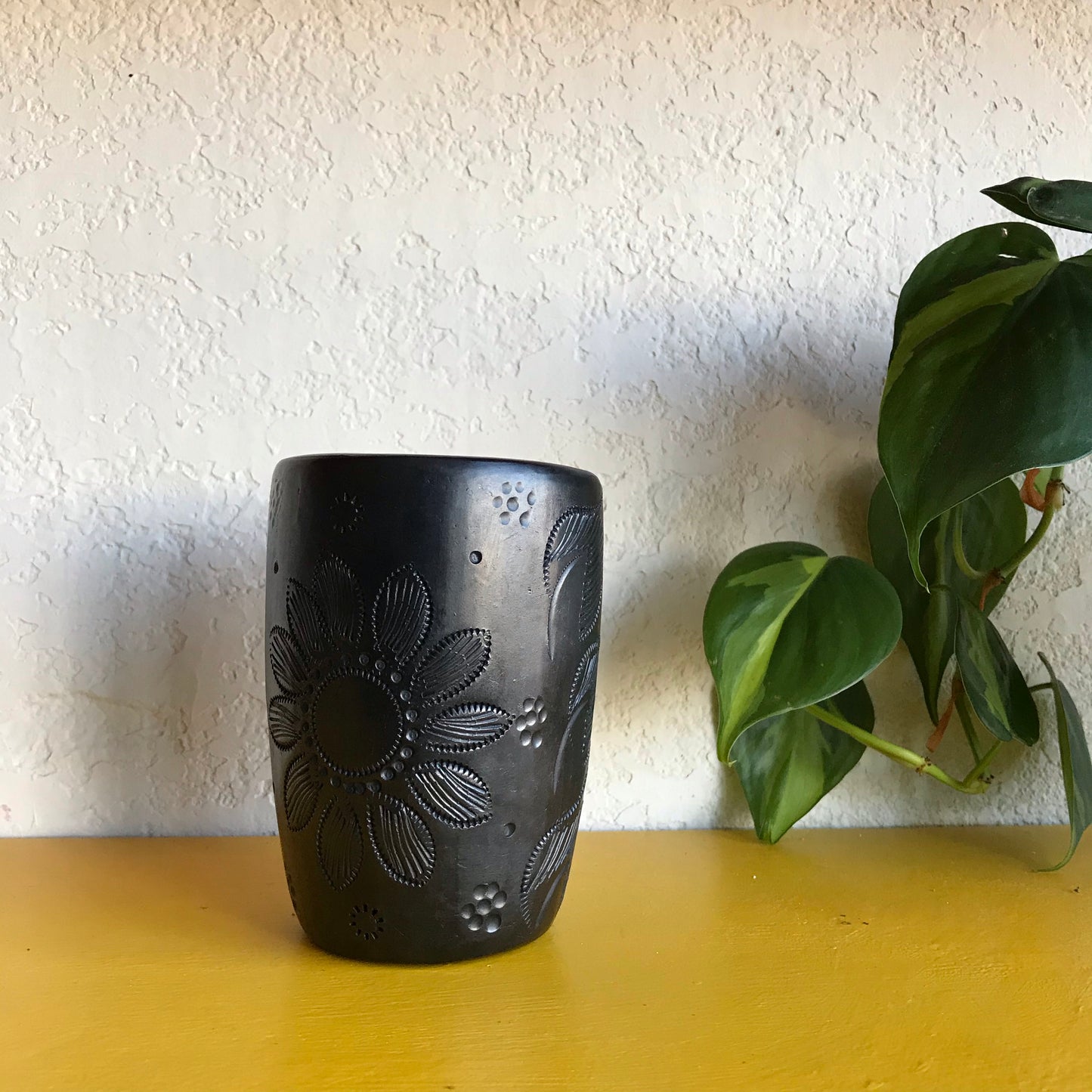 Barro Negro Engraved Cup