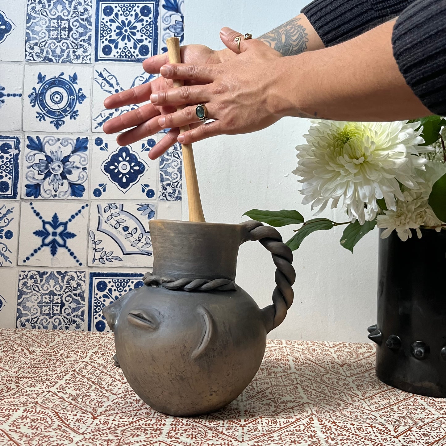 Taller Coatlicue Trenzas Jar Pitcher